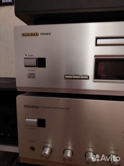 Усилитель Onkyo integra 925