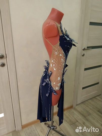 Платье для бальных танцев