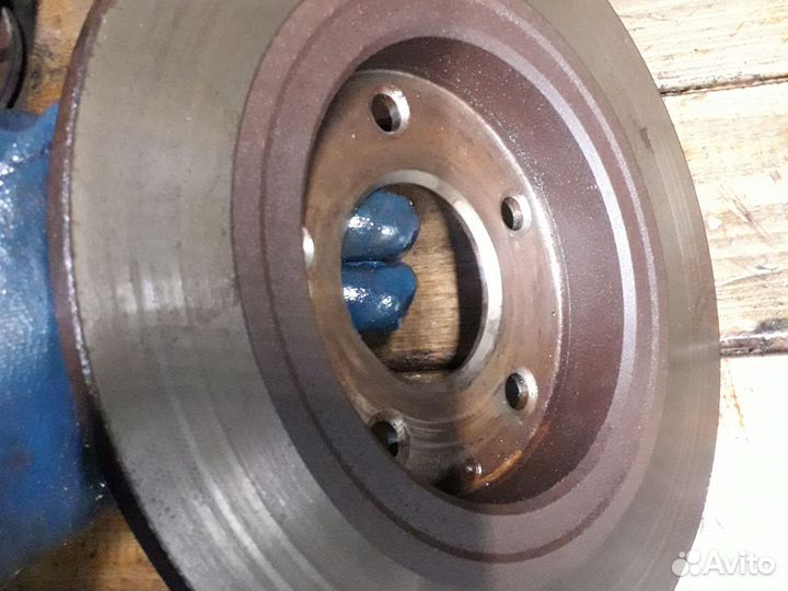 Задние тормозные диски Mazda 3 bm