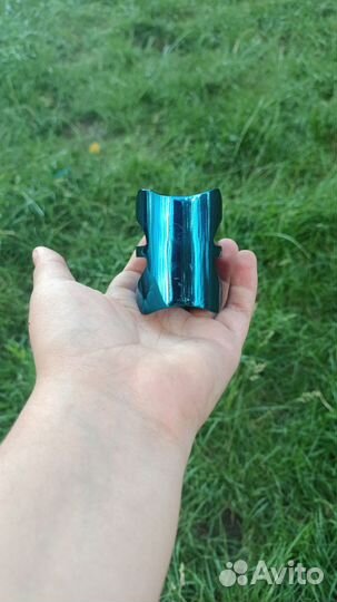 Зажим на трюковой самокат