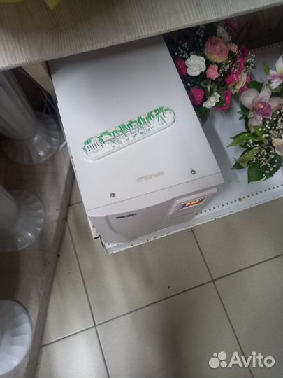 Стабилизатор напряжения