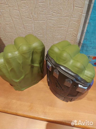 Маска халка+интерактивные кулаки