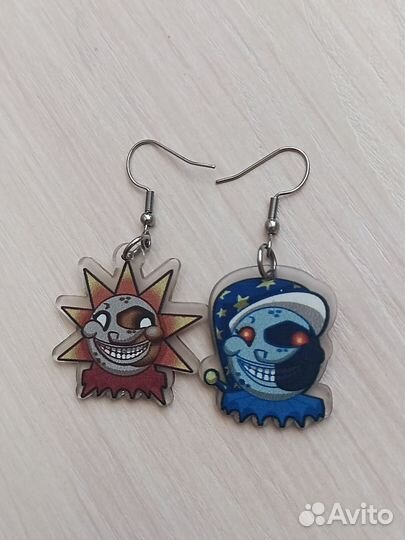 Серьги fnaf security breach