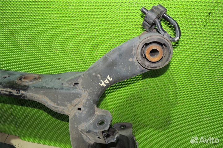 Балка подвески задняя Nissan Elgrand ME51 VQ25DE