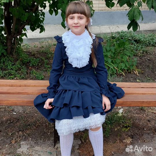 Школьное платье Laura