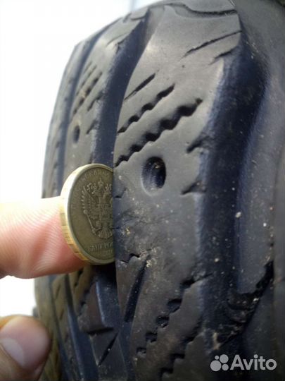 Goodyear UltraGrip Extreme 225/60 R17 99T