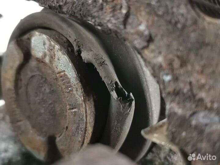 Суппорт задний правый для Opel Zafira A 93177448