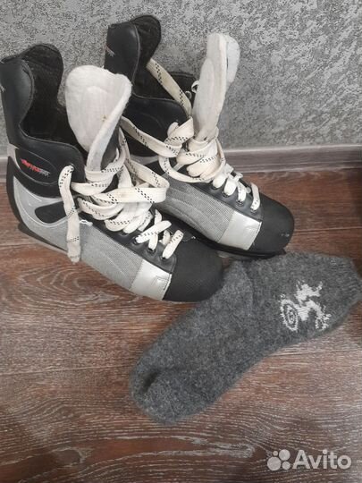 Коньки хоккейные мужские 44р