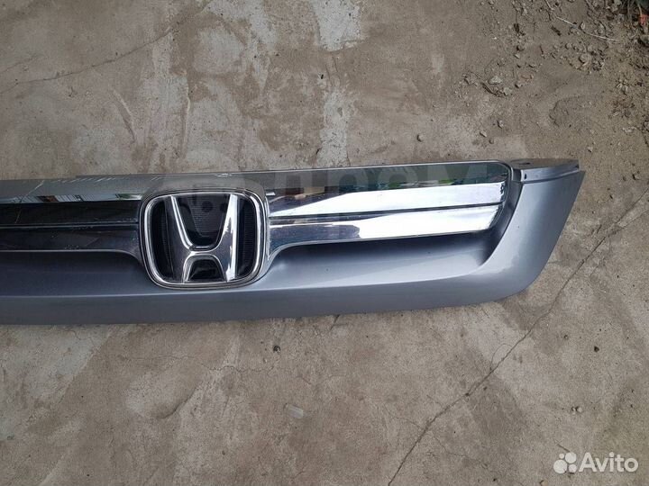 Решетка радиатора Honda Cr-V 3 2006-2012 71128SWA0