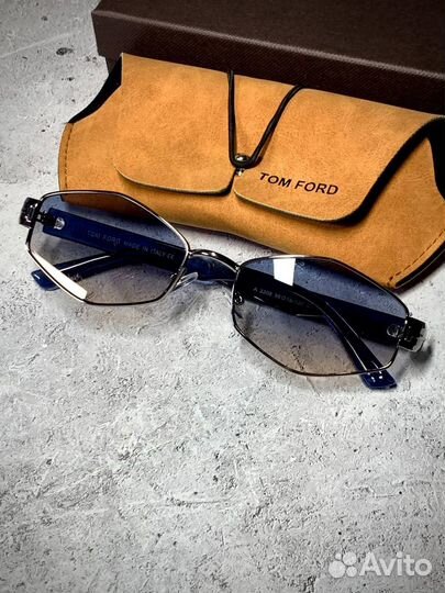 Солнцезащитные очки tom ford