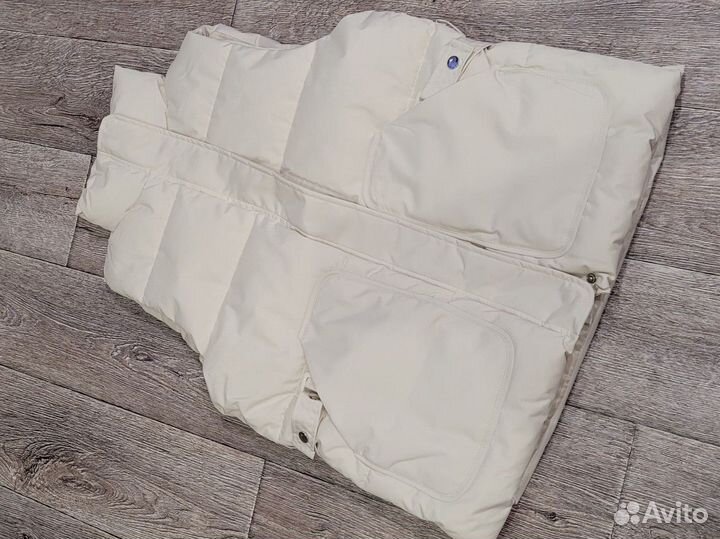 Жилетка женская утепленная новая