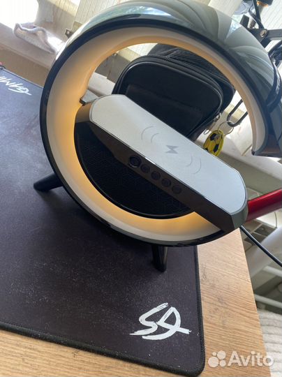 Блютуз колонка с зарядка радио