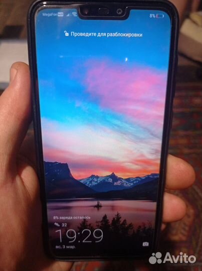 HONOR 8C, 4/32 ГБ