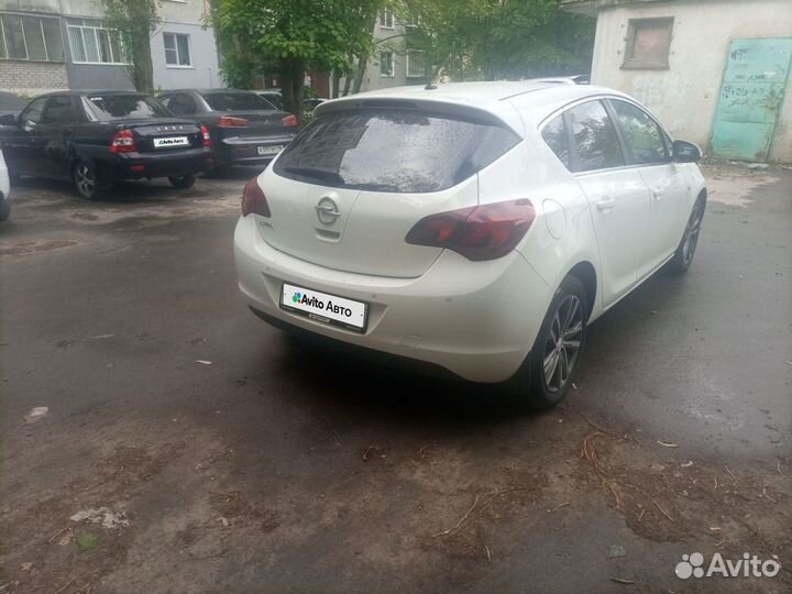 Opel Astra 1.6 МТ, 2011, 209 235 км