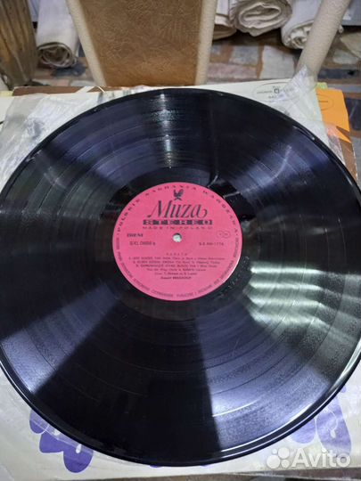 Виниловая пластинка breakout karate