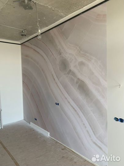 Поклеить обои