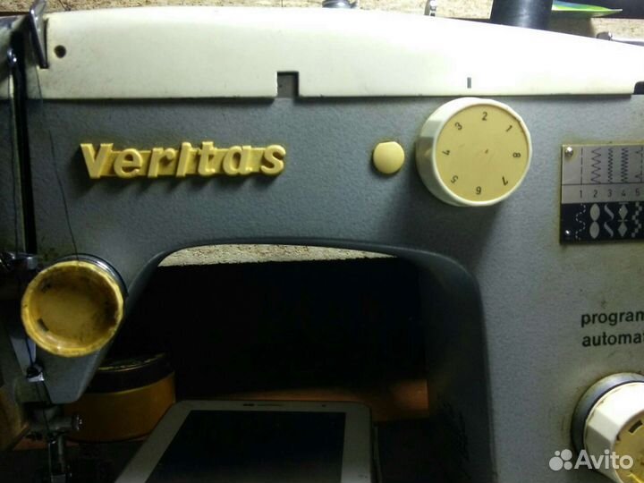 Швейная машина Veritas