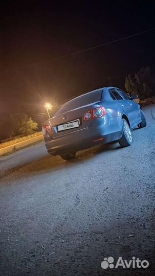 Volkswagen Jetta 1.6 AT, 2009, 300 000 км