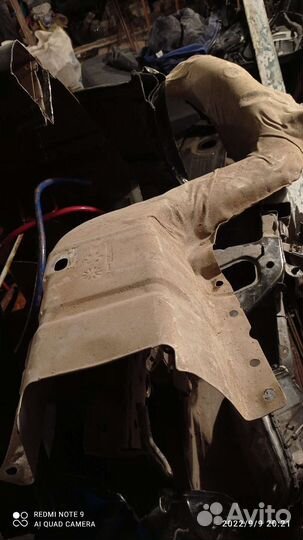 Тепловой экран megane 2