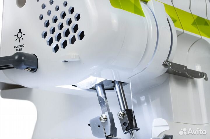 Оверлок effektiv Triumphator 1700Х (green)