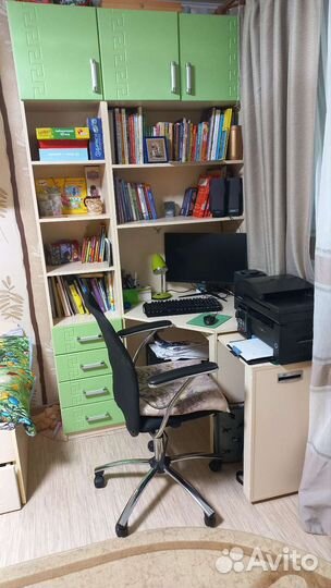 Мебель в детскую комнату