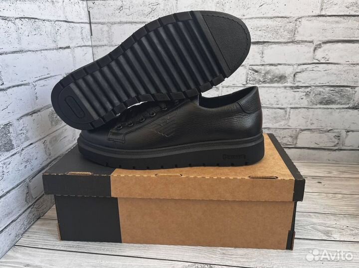 Кроссовки Armani