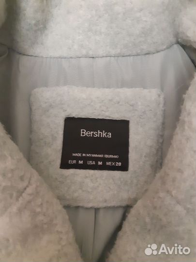 Пальто женское Bershka