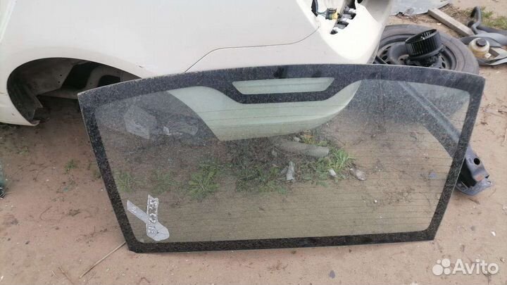 Стекло заднее Chevrolet Cobalt 2013 г