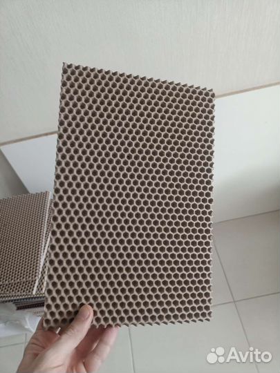 Коврик под миски