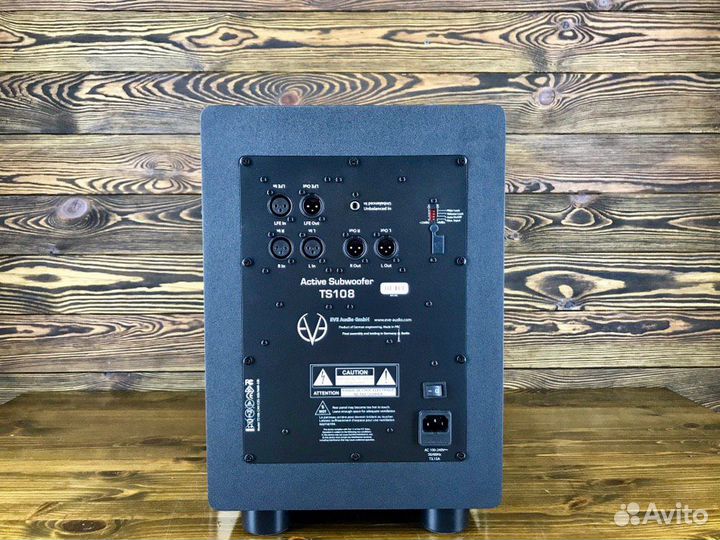 Студийный сабвуфер EVE audio TS108