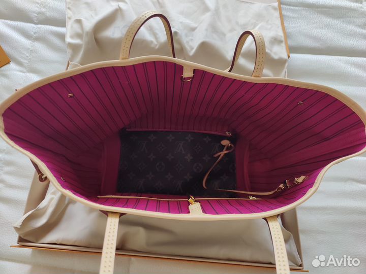 Сумка Louis Vuitton Neverfull MM