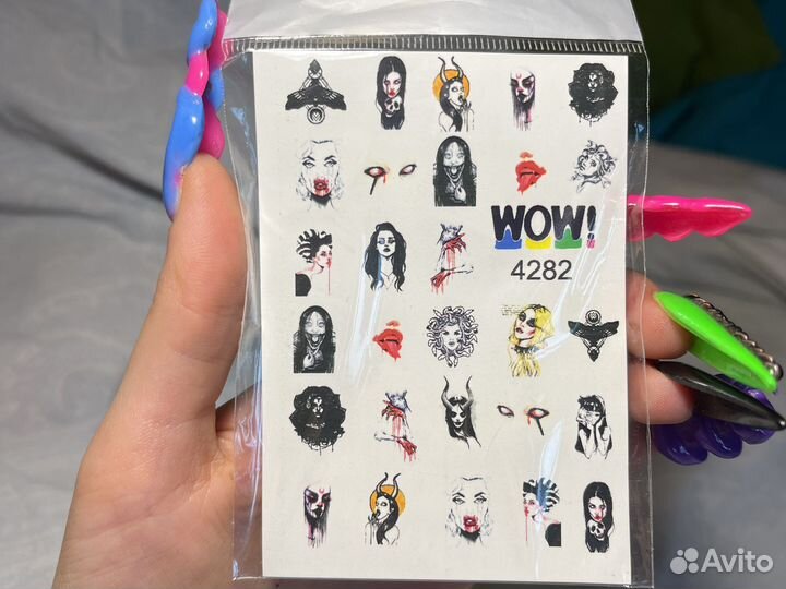 Наклейки на ногти готика