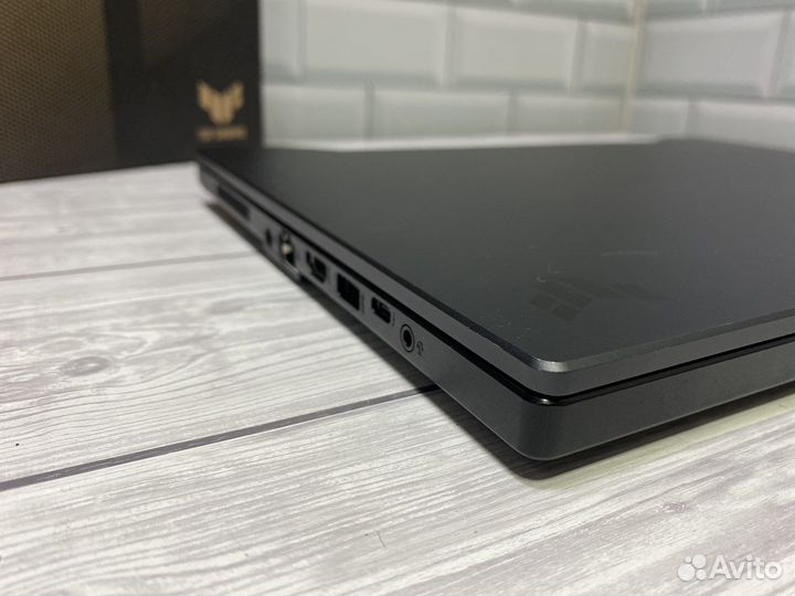 Asus tuf 15,6/i7-11370H/RTX 3070/512Gb