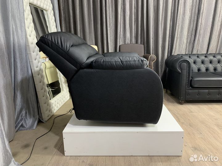 Кресло реклайнер для наращивания ресниц