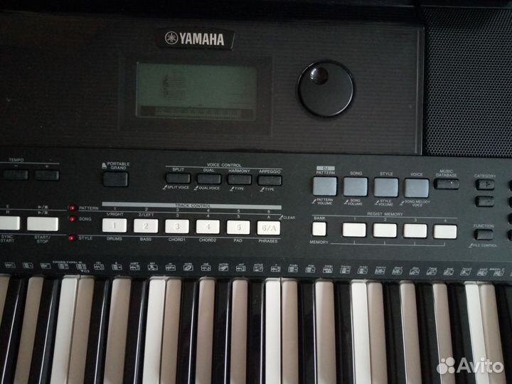 Синтезатор yamaha psr e433