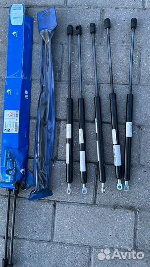 Амортизатор MAN TGA,TGL,TGM ящика вещевого sampa