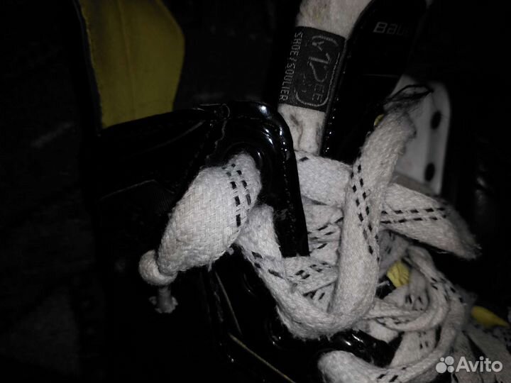 Хоккейные коньки bauer