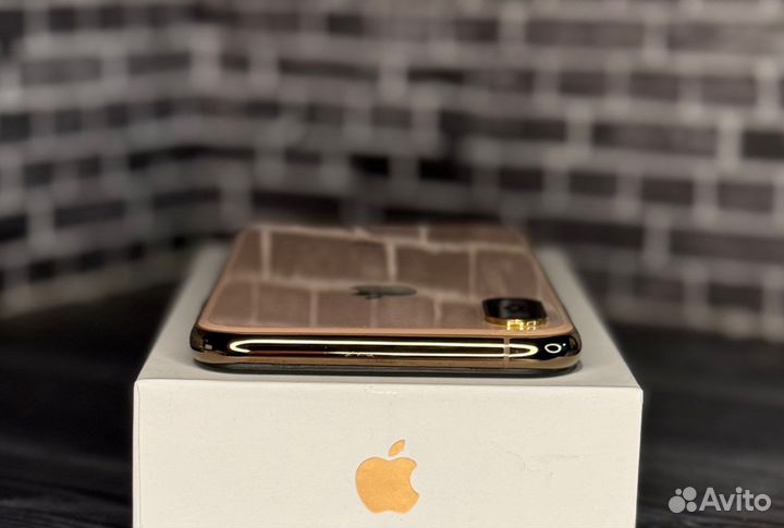 iPhone Xs, 64 ГБ