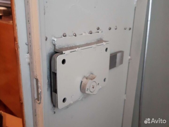 Оружейный сейф