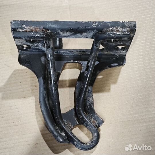 Крюк задний Hyundai Tucson 1/ Kia Sportage 2