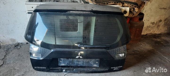 Дверь на mitsubishi outlander