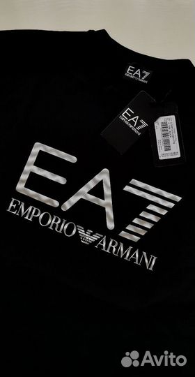 Футболка новая EA7 Emporio Armani ориг