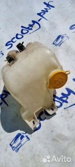 Бачок омывателя передний Subaru Forester SG5