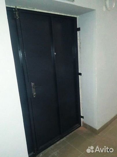 Тамбурная дверь на карман