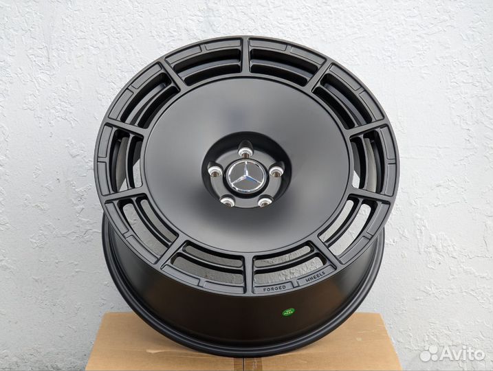 Кованые диски R22 на Mercedes G63 G-Class W464