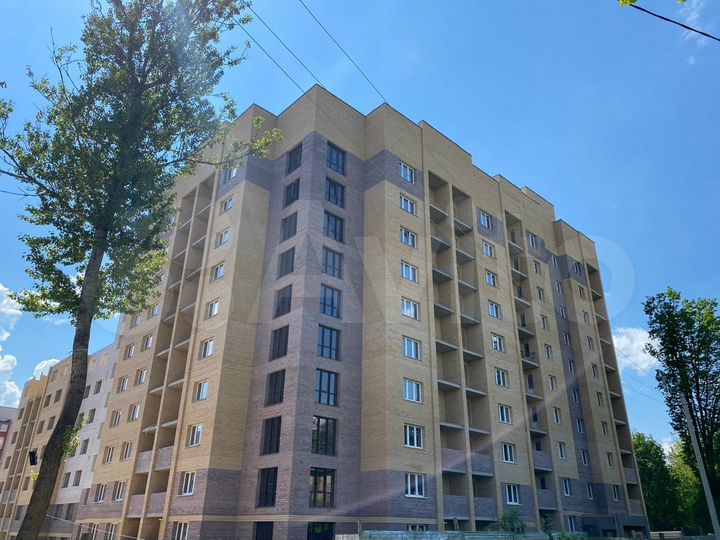 2-к. квартира, 54 м², 2/10 эт.