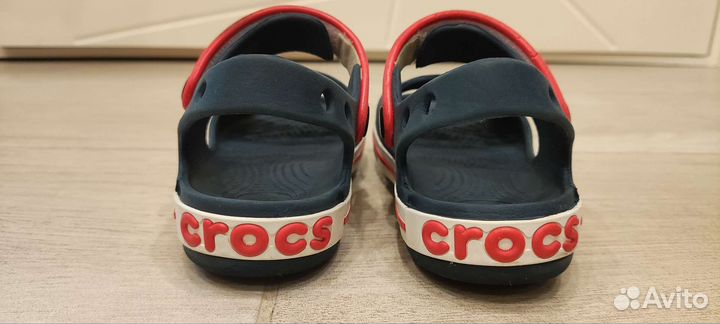 Сандали crocs c 10