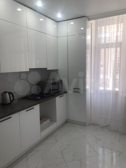 2-к. квартира, 56 м², 11/18 эт.