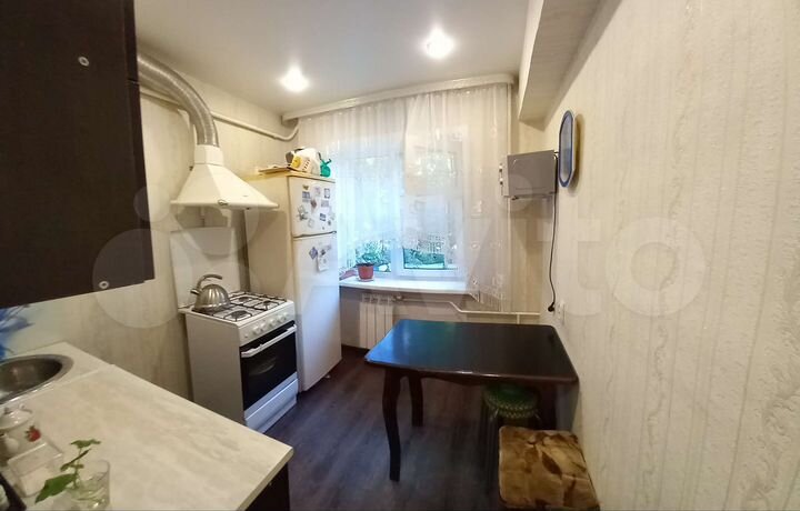 2-к. квартира, 42 м², 1/5 эт.