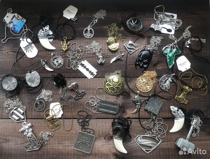 Мужские кулоны, подвески